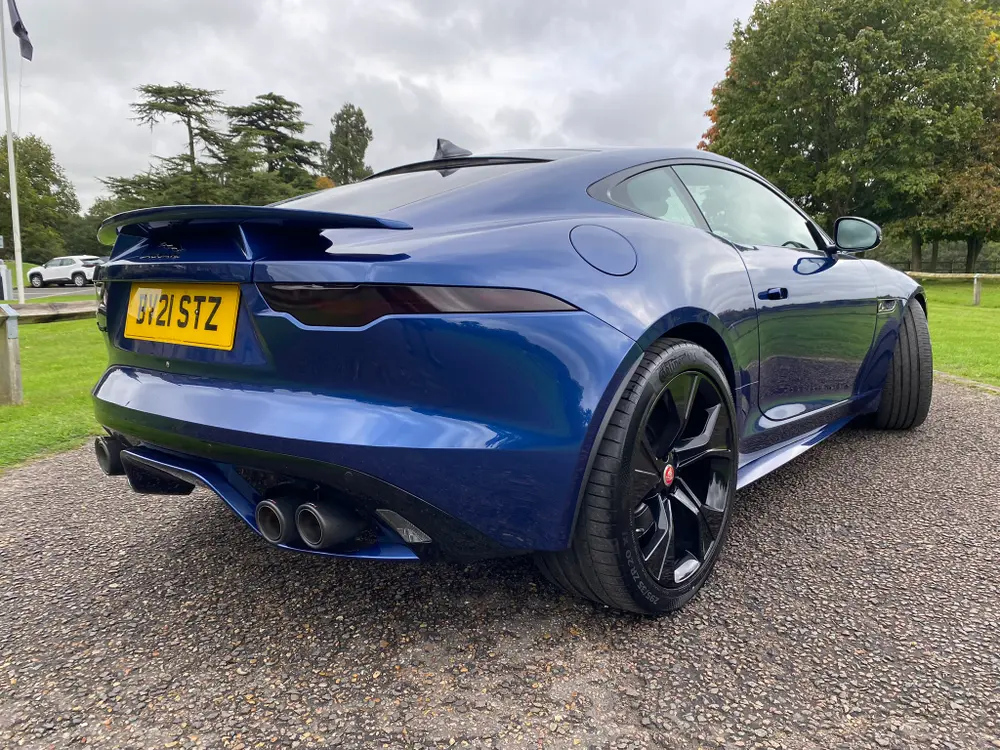 2021 JAGUAR F-TYPE R-DYNAMIC V8 AUTO