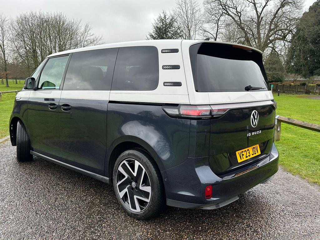 2023 VOLKSWAGEN ID BUZZ STYLE