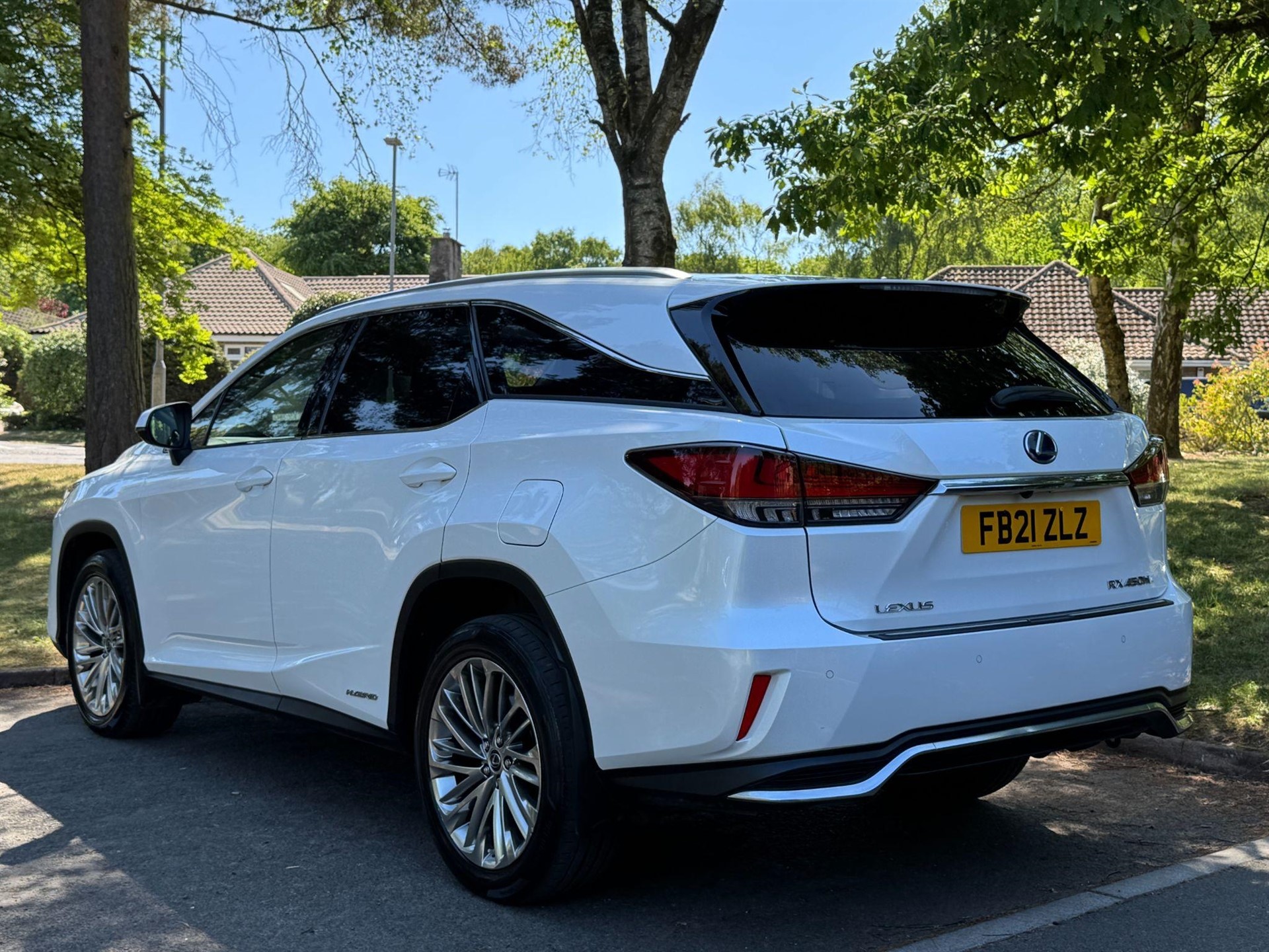2021 Lexus RX 3.5 L 450h L V6 Takumi E-CVT 4WD
