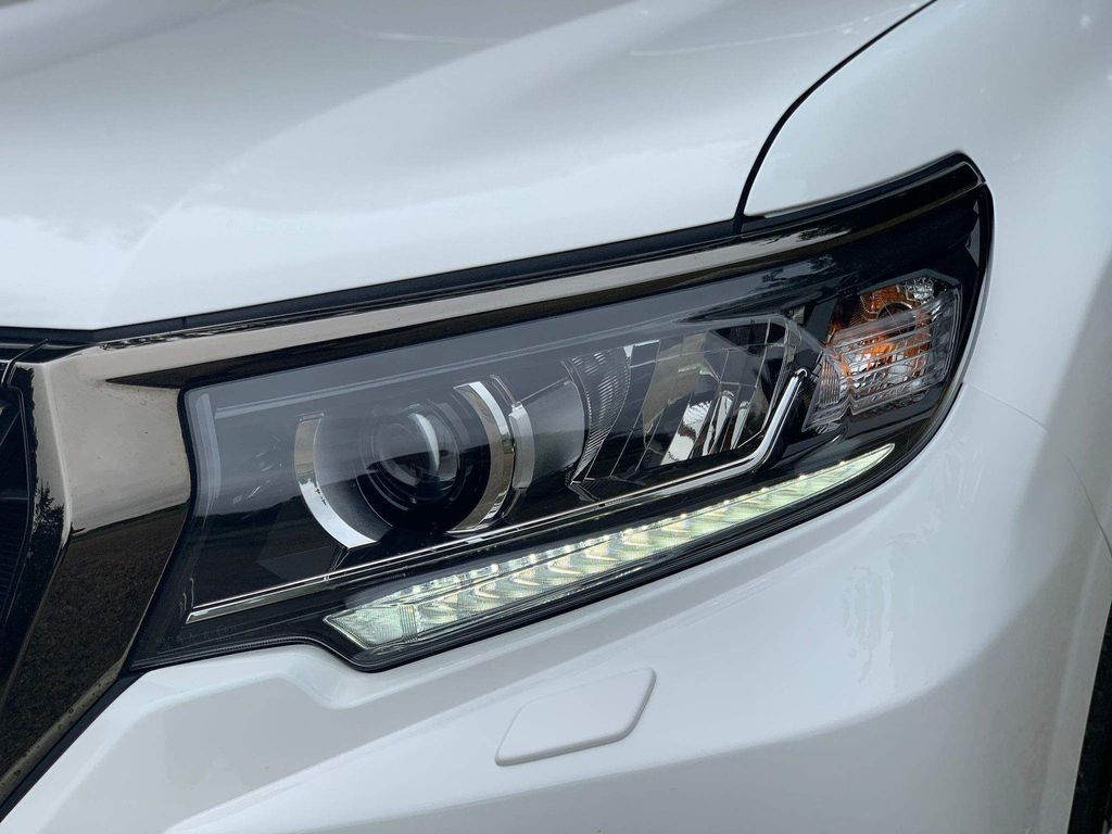 2021 TOYOTA LAND CRUISER D-4D INVINCIBLE