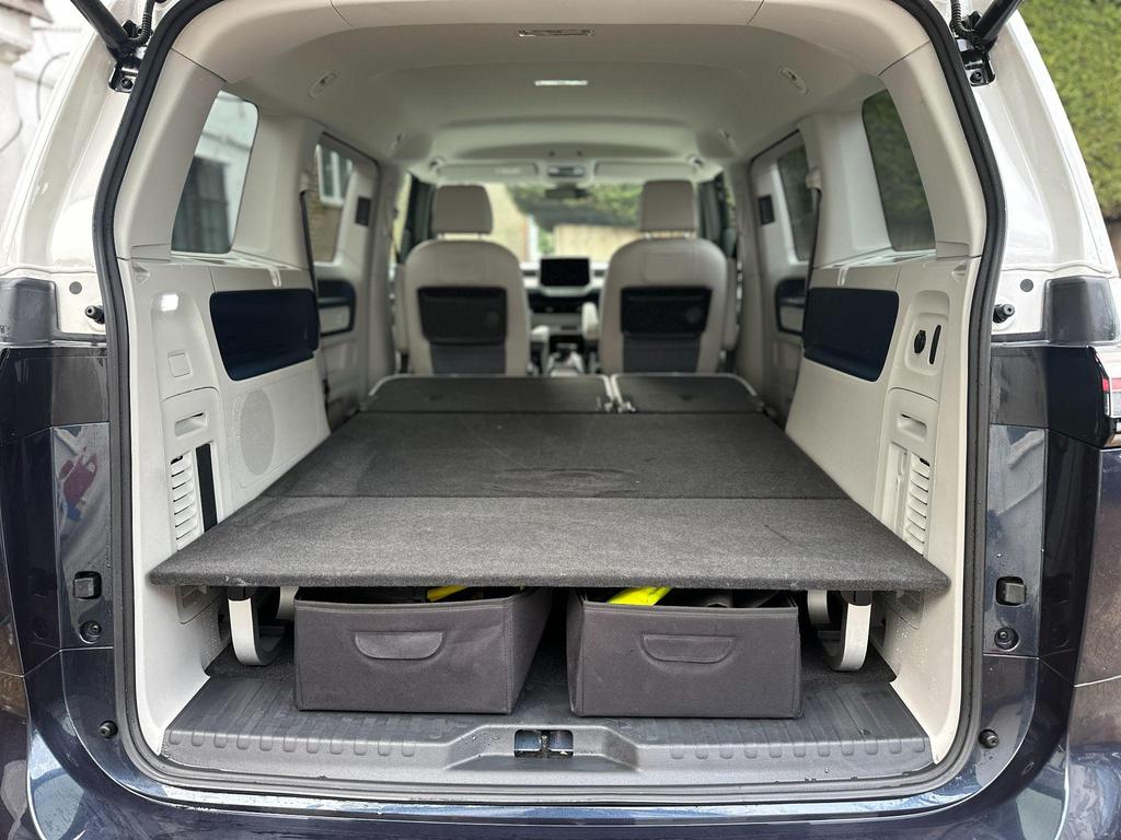 2023 VOLKSWAGEN ID BUZZ STYLE