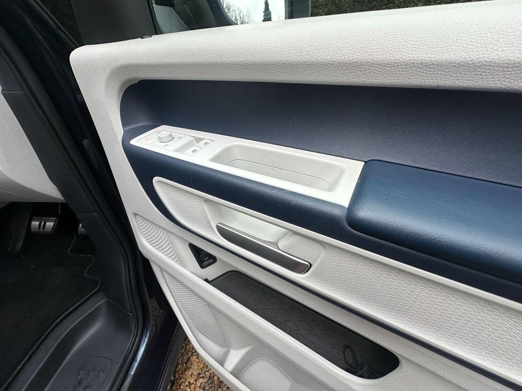 2023 VOLKSWAGEN ID BUZZ STYLE