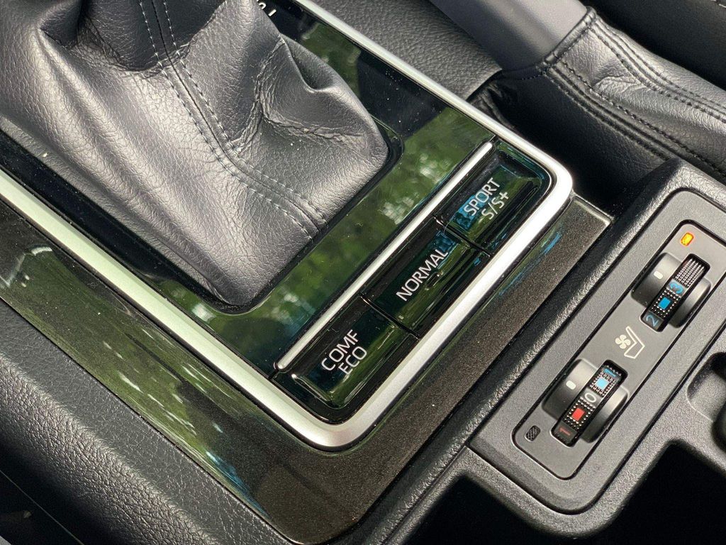 2021 TOYOTA LAND CRUISER D-4D INVINCIBLE