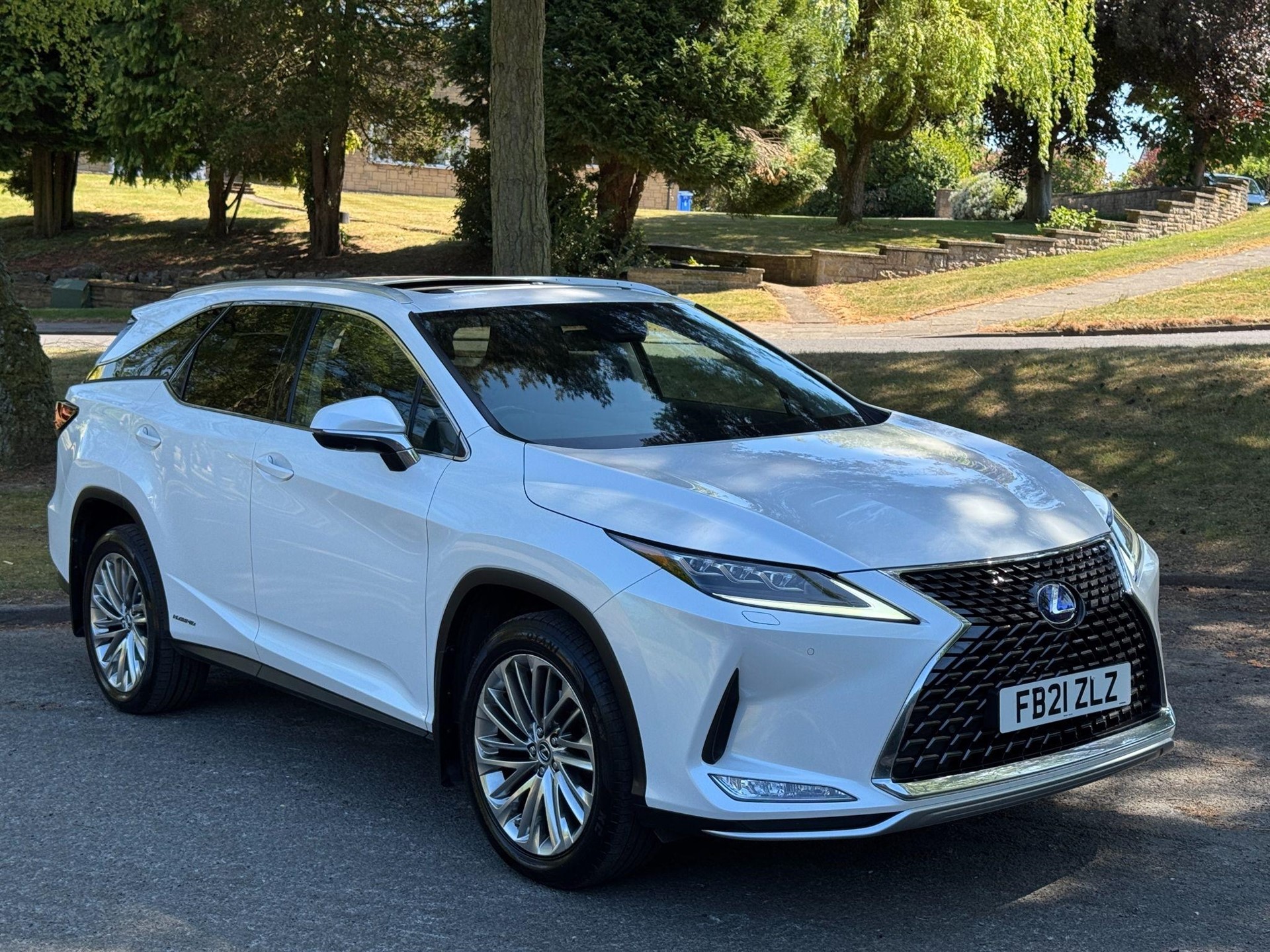 2021 Lexus RX 3.5 L 450h L V6 Takumi E-CVT 4WD