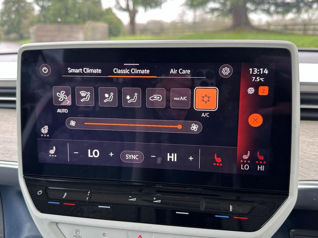 2023 VOLKSWAGEN ID BUZZ STYLE