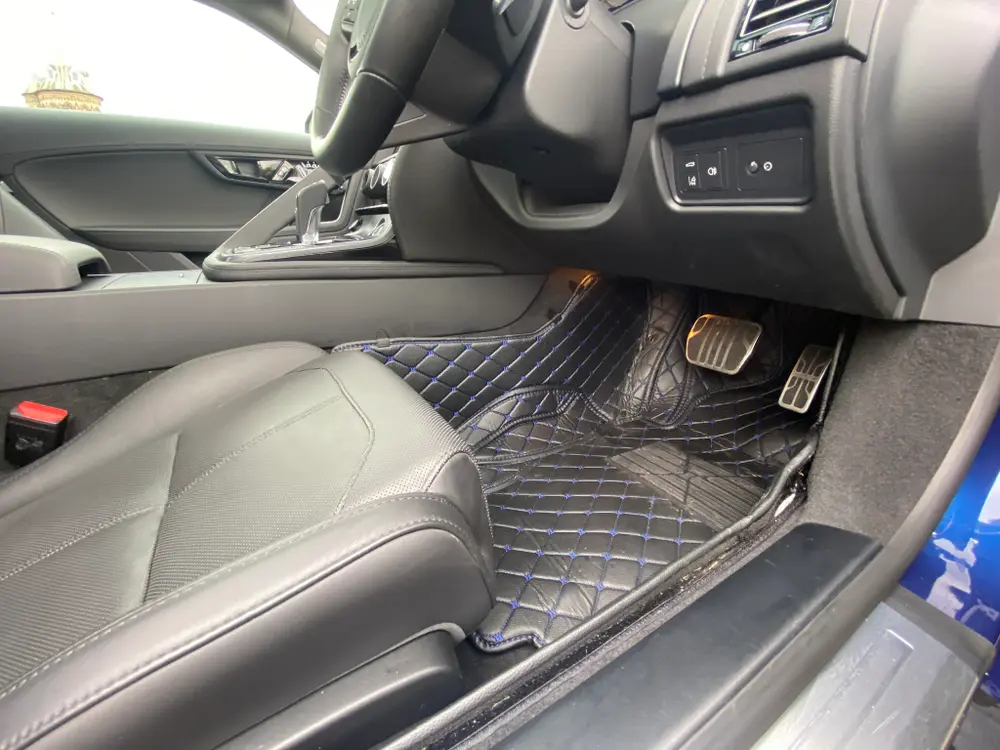 2021 JAGUAR F-TYPE R-DYNAMIC V8 AUTO