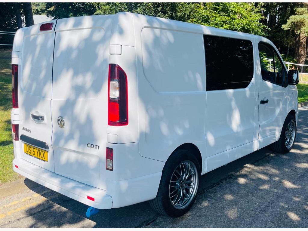 2015 VAUXHALL VIVARO Campervan Conversion 1.6 CDTi 2700 5dr L1 H1