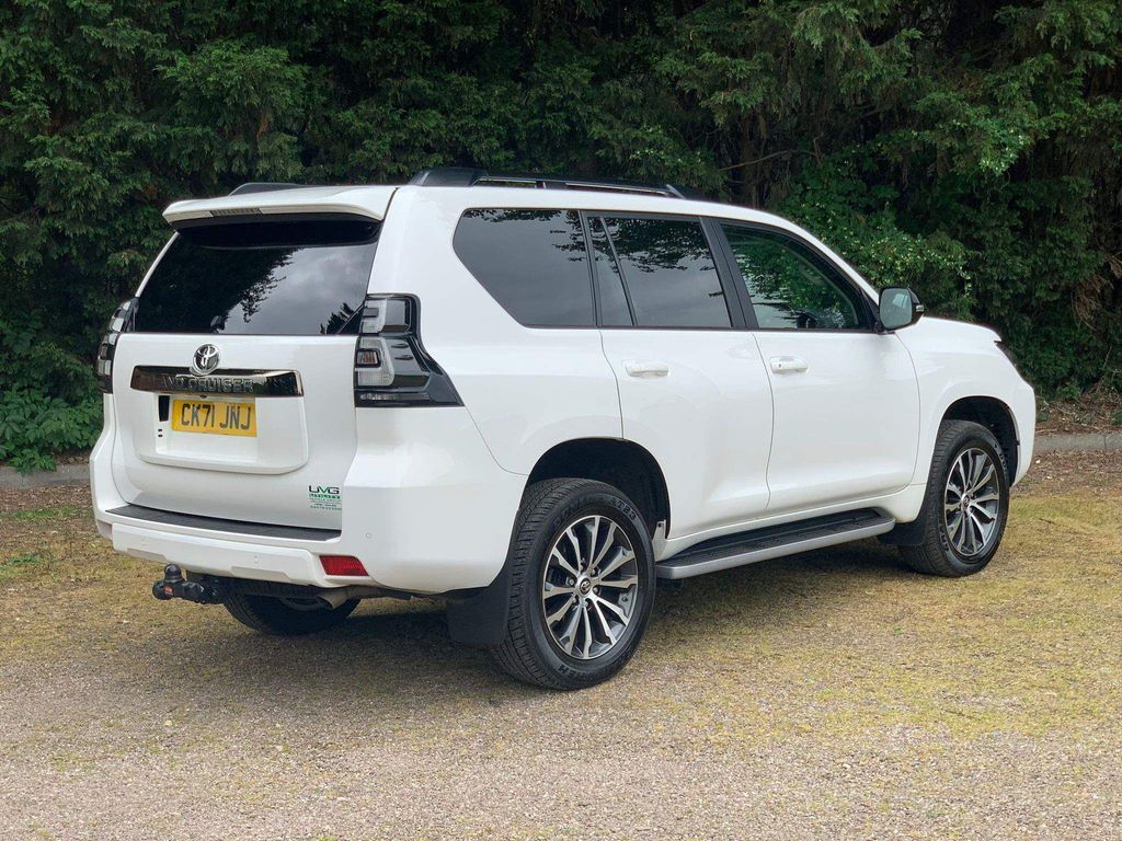 2021 TOYOTA LAND CRUISER D-4D INVINCIBLE