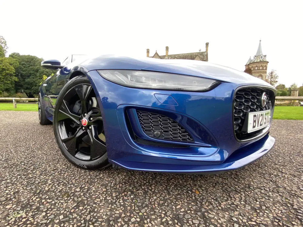 2021 JAGUAR F-TYPE R-DYNAMIC V8 AUTO