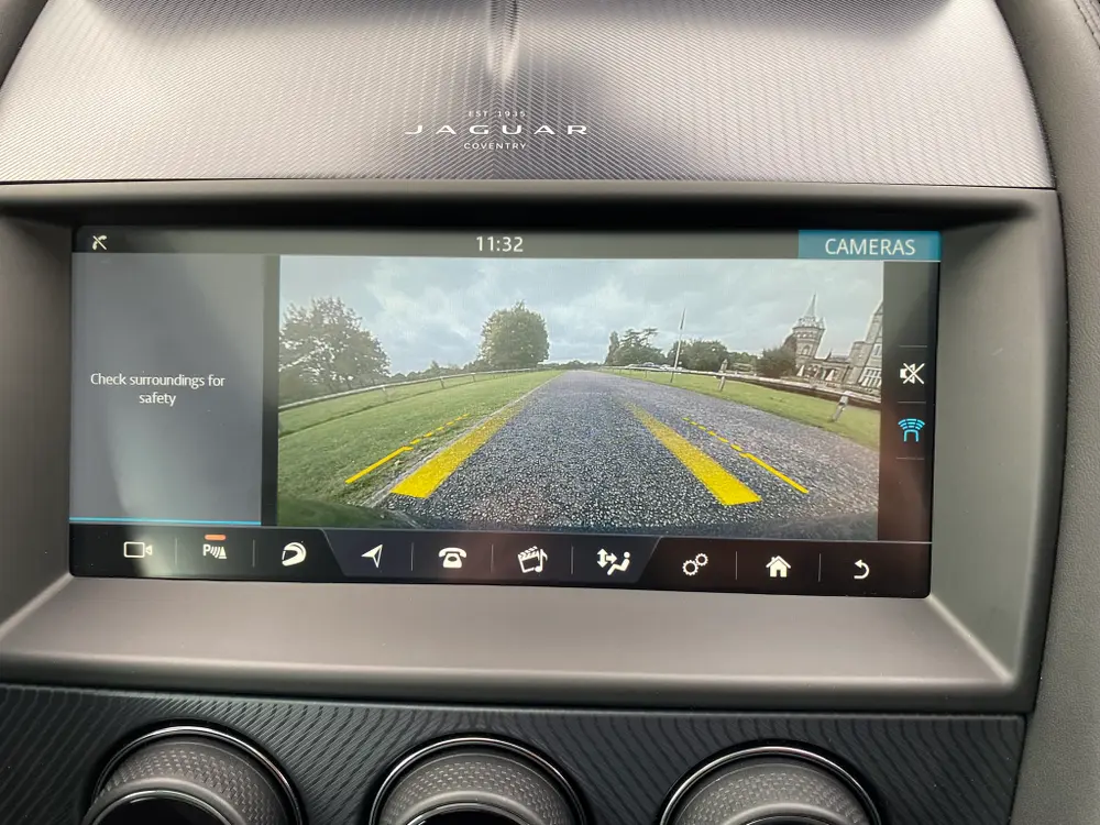 2021 JAGUAR F-TYPE R-DYNAMIC V8 AUTO