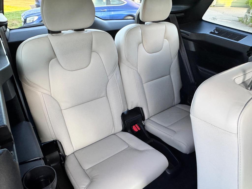 2022 Volvo XC90 R-Design B5 MHEV AWD Auto