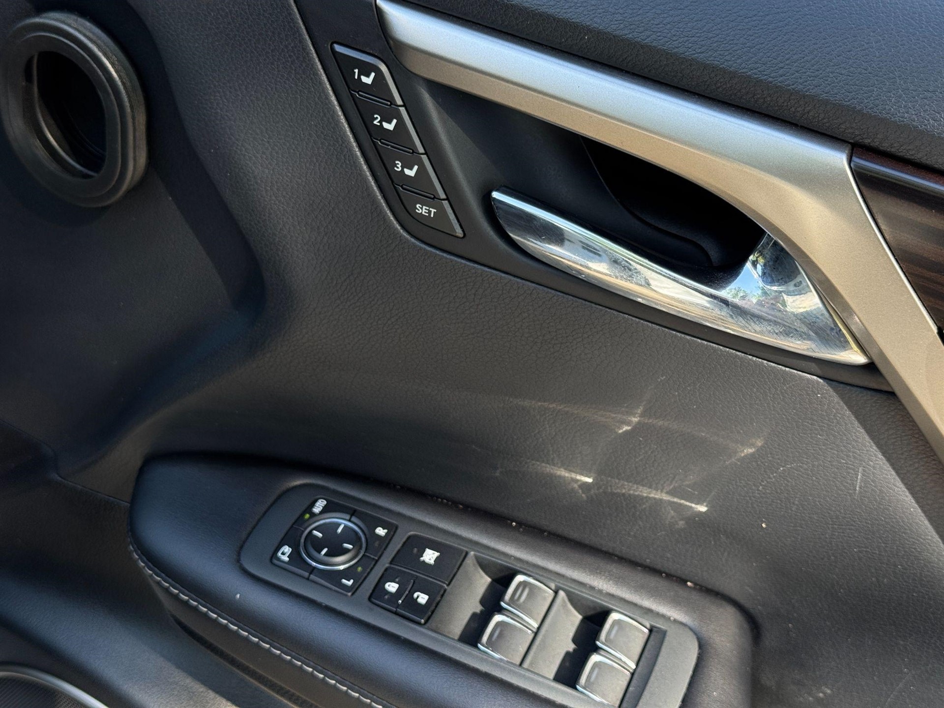 2021 Lexus RX 3.5 L 450h L V6 Takumi E-CVT 4WD