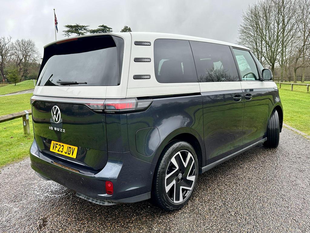 2023 VOLKSWAGEN ID BUZZ STYLE