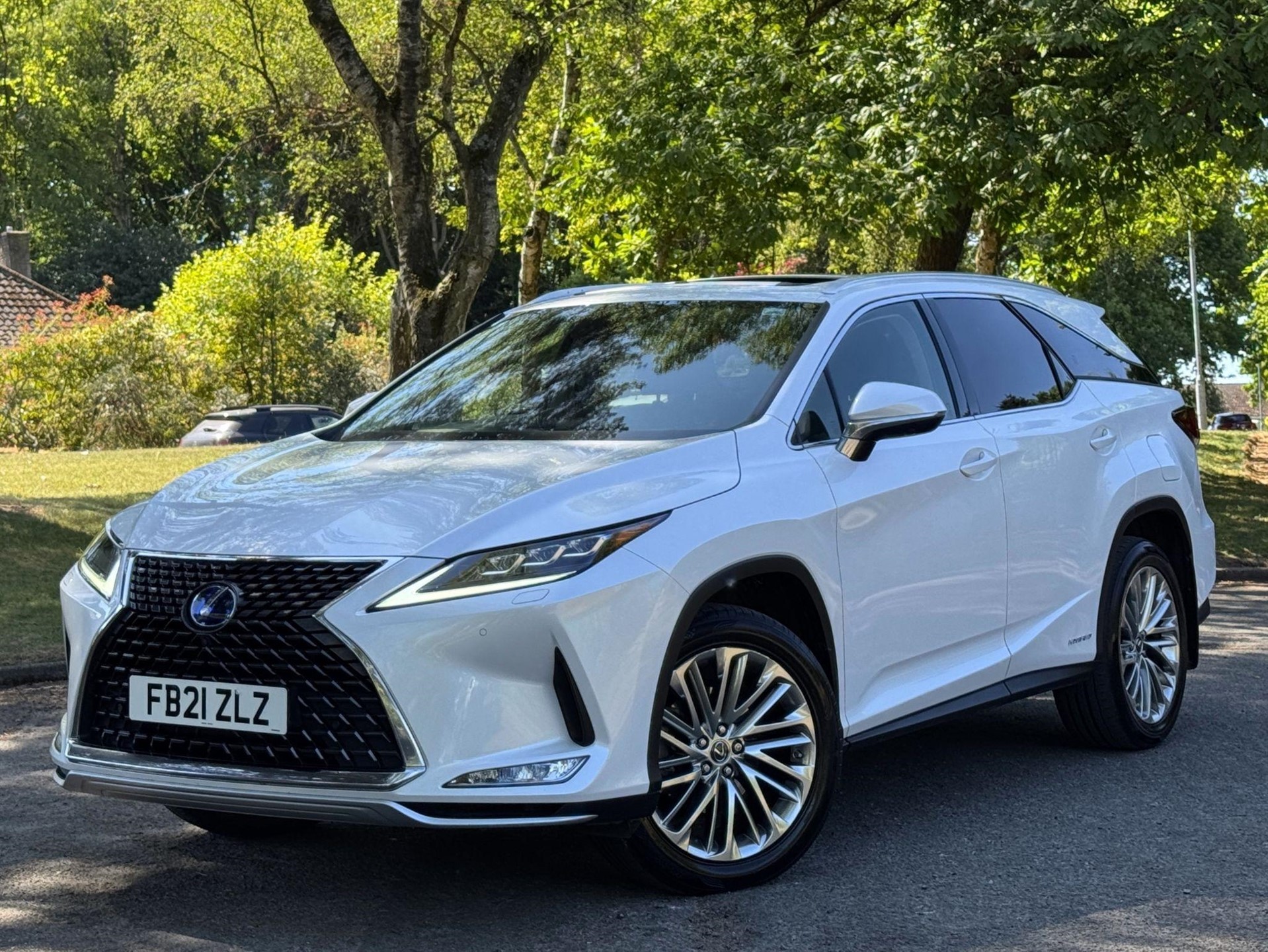 2021 Lexus RX 3.5 L 450h L V6 Takumi E-CVT 4WD