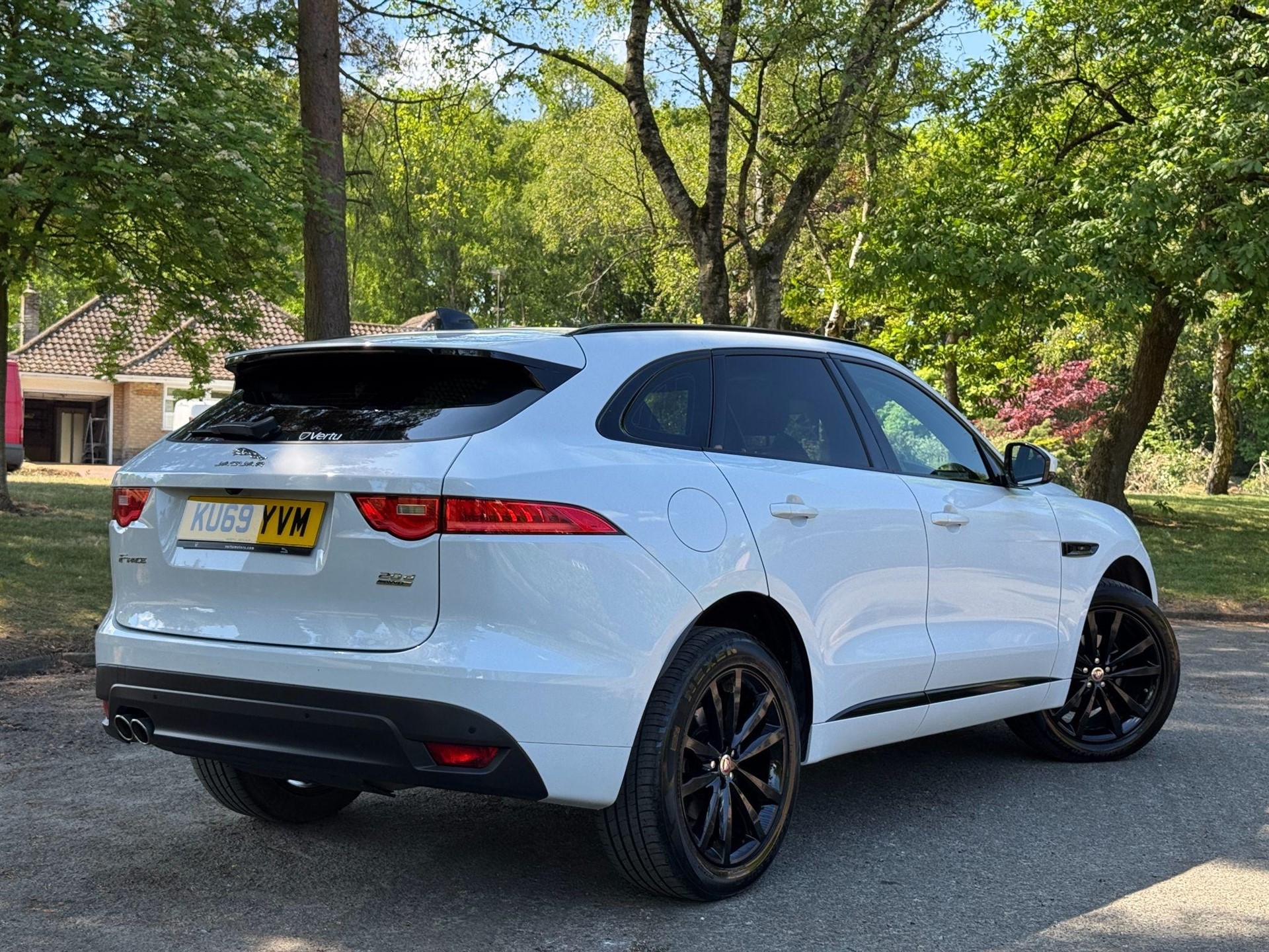 2019 Jaguar F-Pace 2.0 D180 Chequered Flag Auto AWD