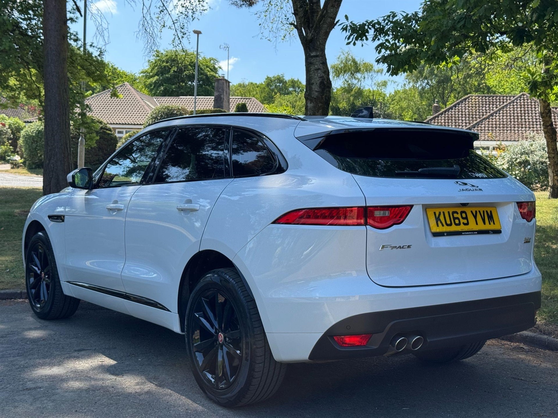 2019 Jaguar F-Pace 2.0 D180 Chequered Flag Auto AWD
