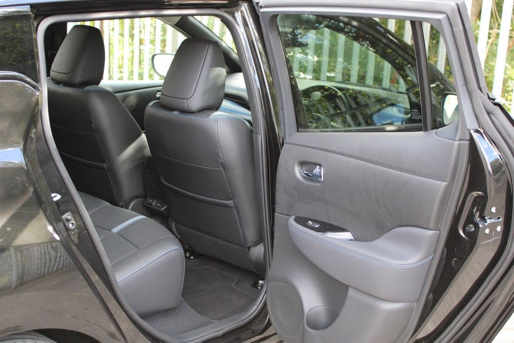 2022 Nissan Leaf TEKNA