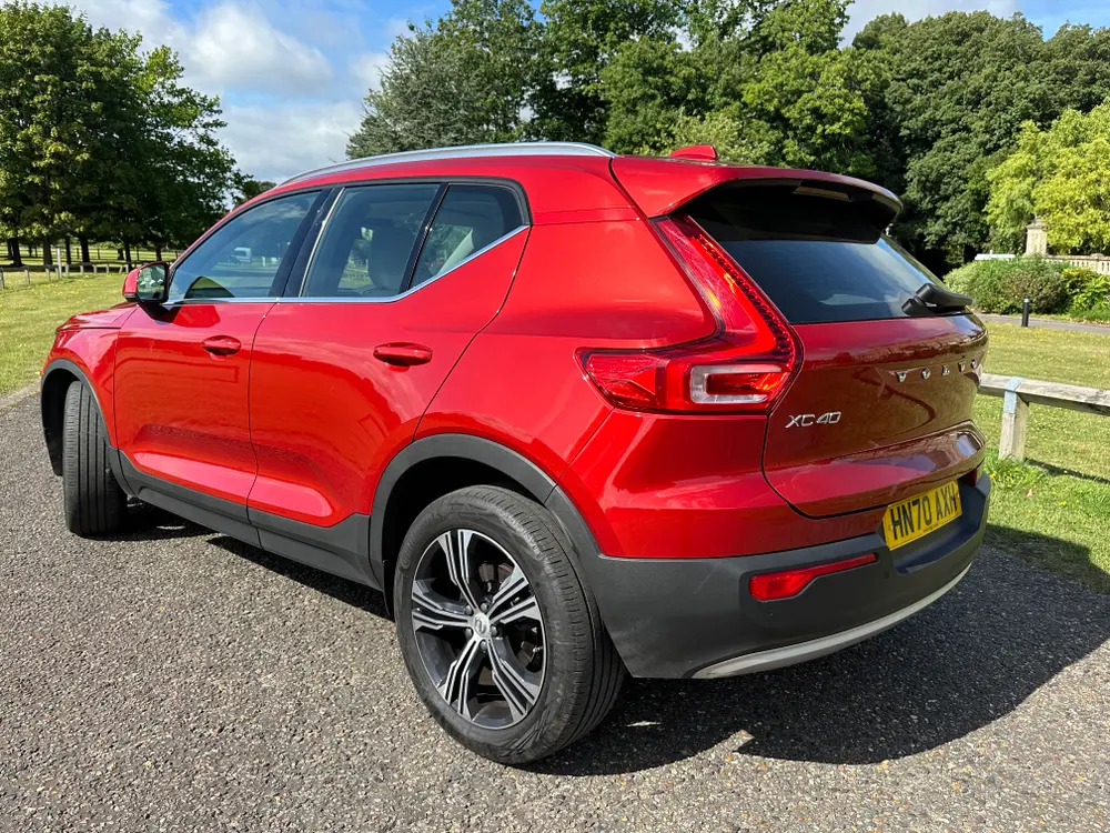 2020 VOLVO XC40 INSCRIPTION PRO B4 MHEV A