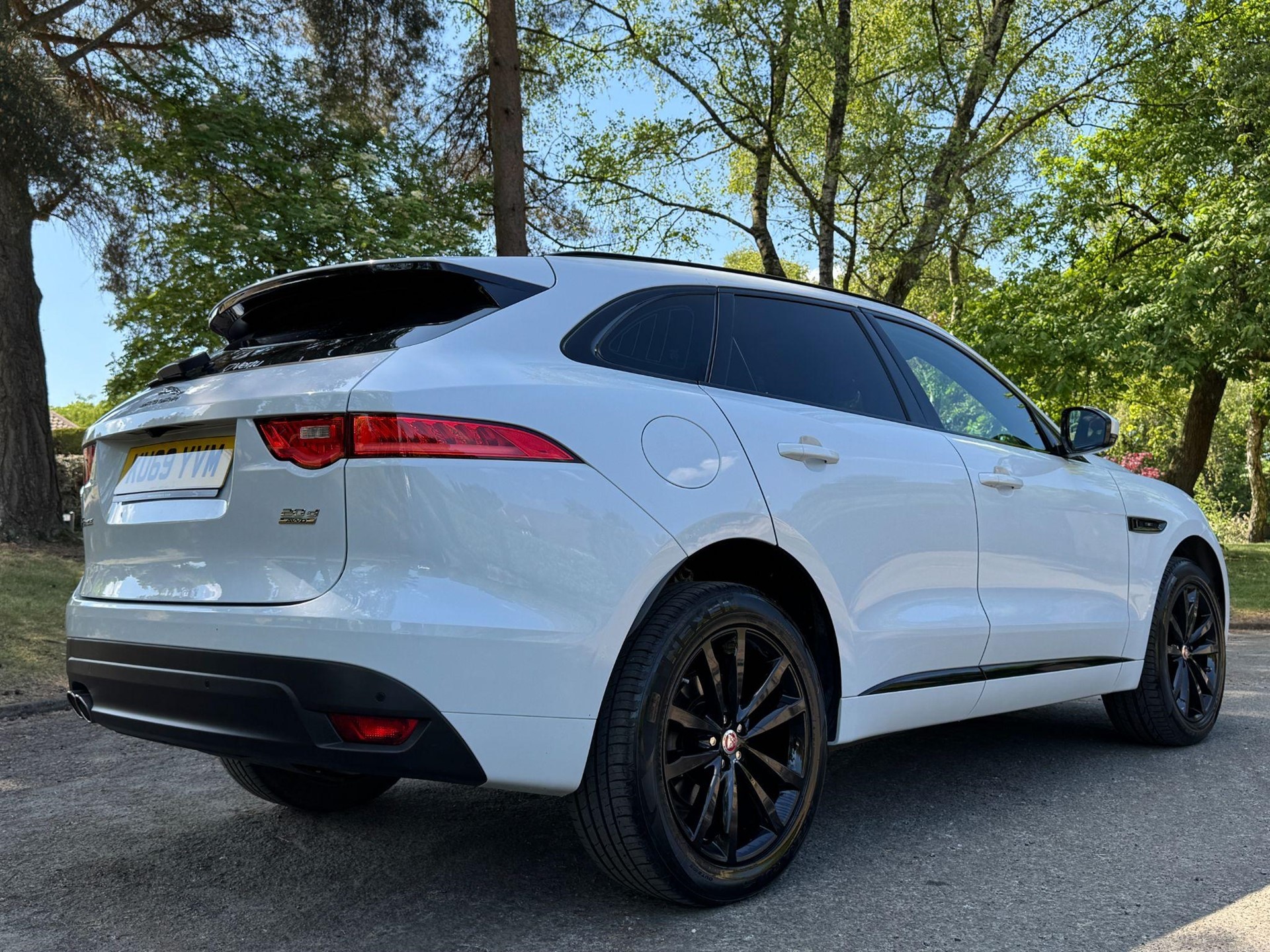 2019 Jaguar F-Pace 2.0 D180 Chequered Flag Auto AWD