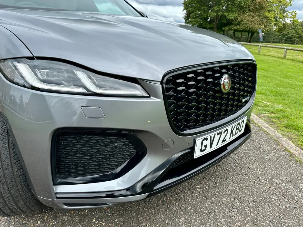 2022 JAGUAR F-PACE R-DYNAM BLK D MHEV AWD A