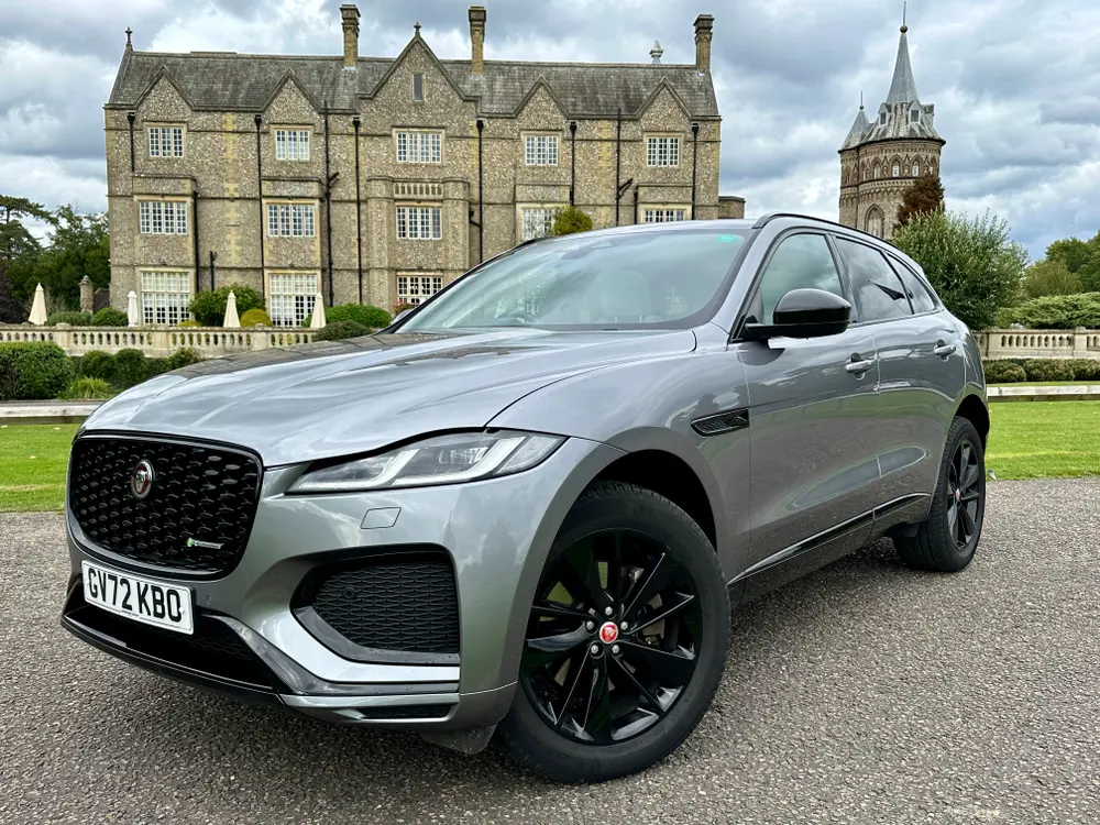 2022 JAGUAR F-PACE R-DYNAM BLK D MHEV AWD A