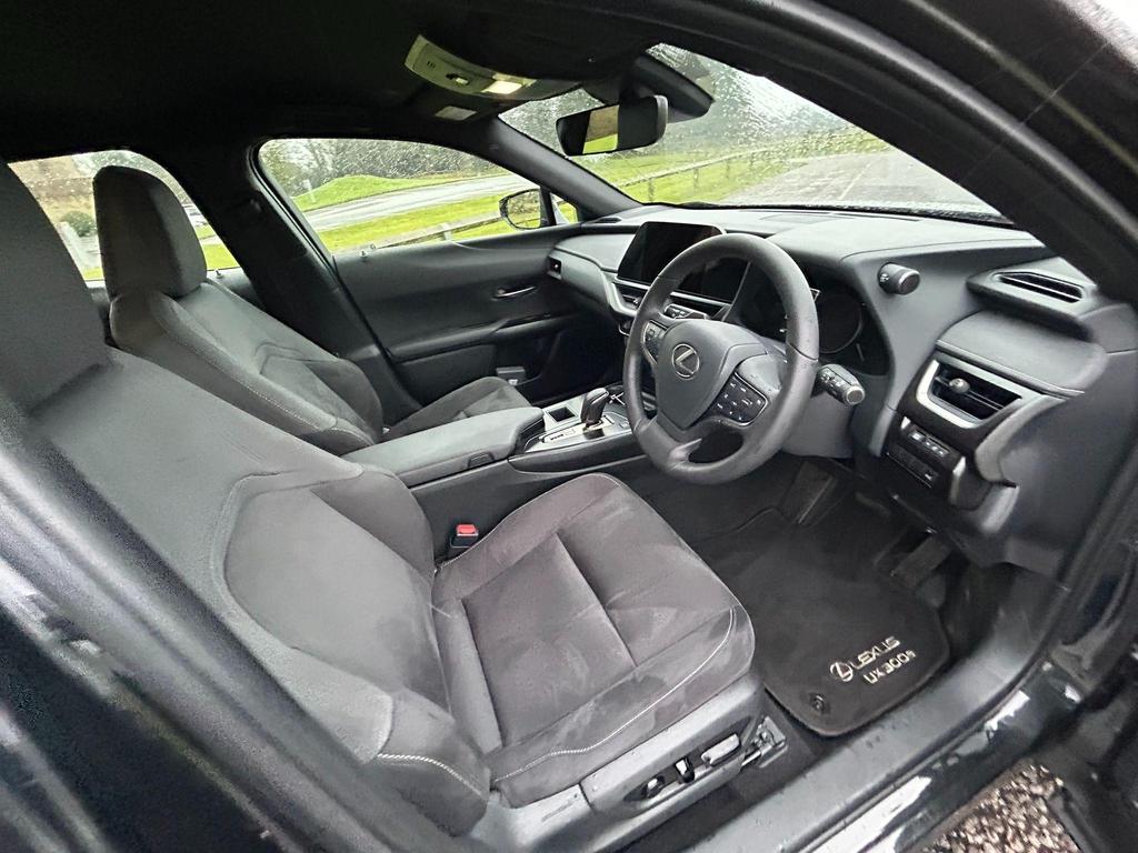2024 Lexus UX 300e 72.8kWh 5dr Electric Auto