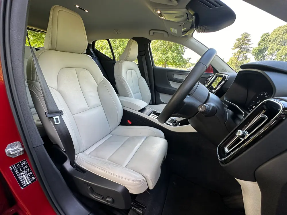 2020 VOLVO XC40 INSCRIPTION PRO B4 MHEV A