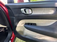 2020 VOLVO XC40 INSCRIPTION PRO B4 MHEV A