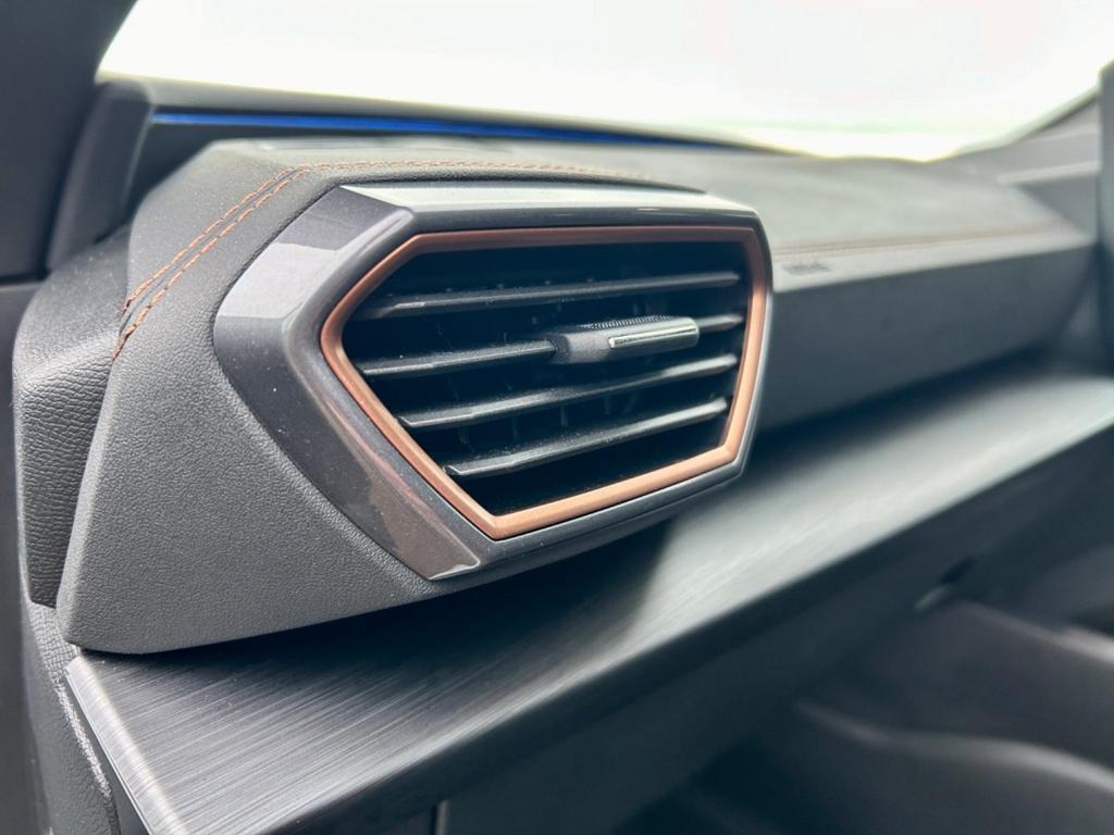 2023 CUPRA FORMENTOR V2 TSI S-A