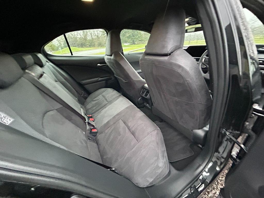 2024 Lexus UX 300e 72.8kWh 5dr Electric Auto