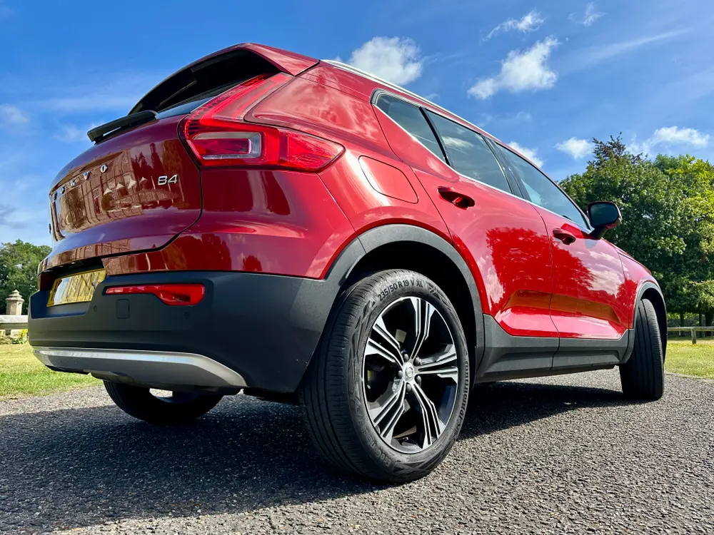 2020 VOLVO XC40 INSCRIPTION PRO B4 MHEV A