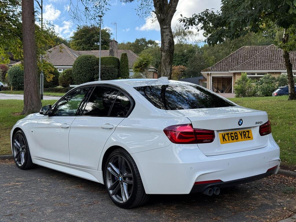 2019 BMW 320I M Sport Shadow Edition A