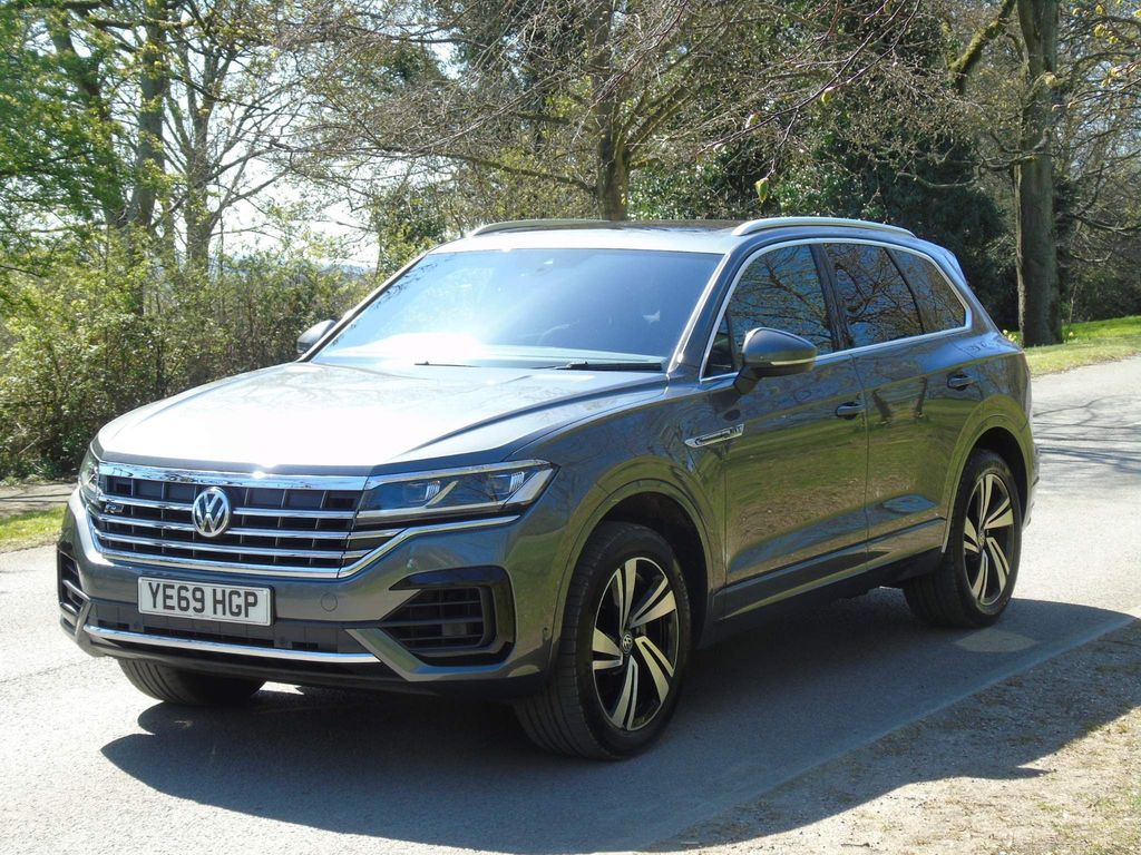 2019 Volkswagen Touareg V6 R-Line Tech TDI A