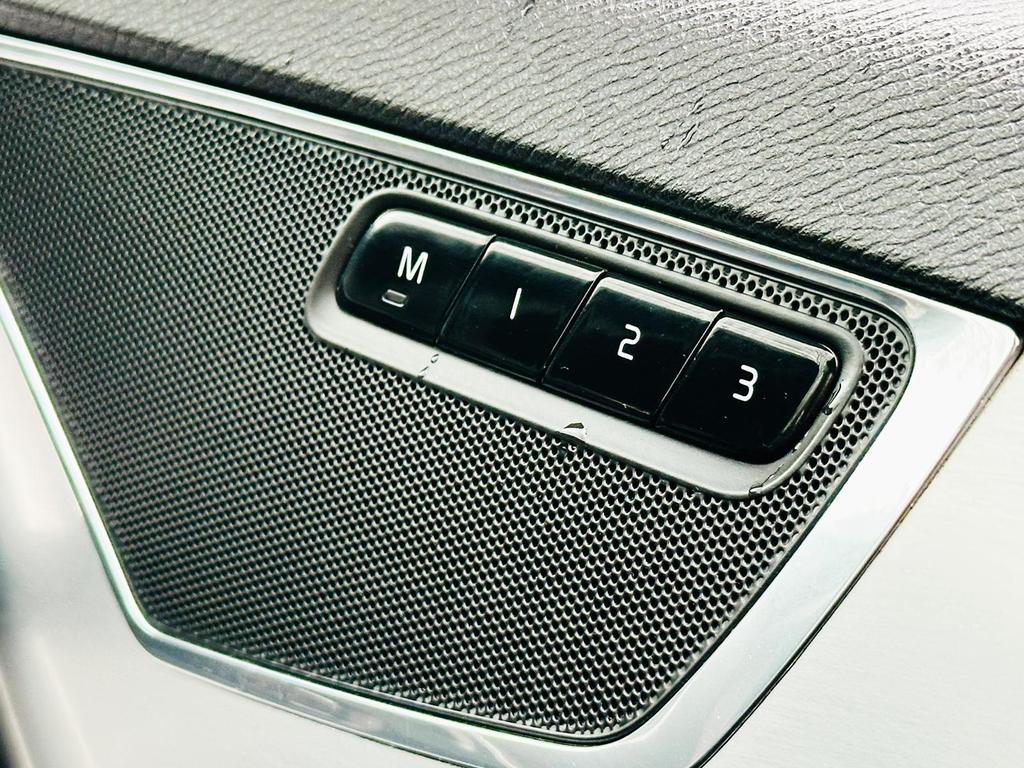 2016 Volov XC90 2.0 D5 PowerPulse Momentum Auto 4WD