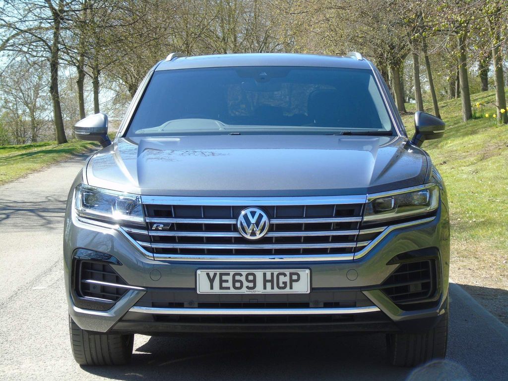 2019 Volkswagen Touareg V6 R-Line Tech TDI A